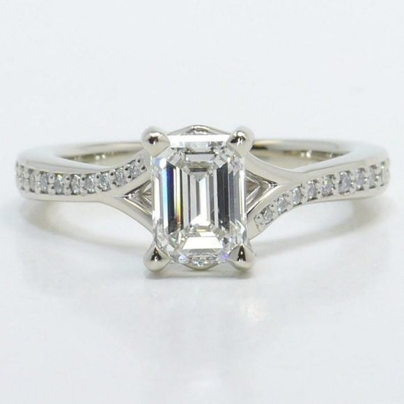 IGI-1 Ct Emerald Lab Grown Diamond Engagement Ring - Picture 1 of 4